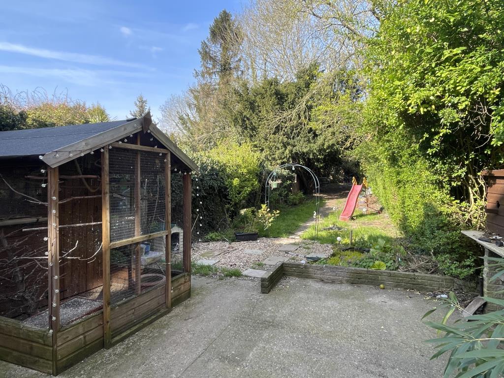 Lot: 105 - SEMI-DETACHED HOUSE FOR IMPROVEMENT - rear garden at four bedroom semi